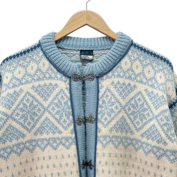 Dale of Norway Cardigan Blue White Wool Nordic Fair Isle Knit Sweater Large | 42 - Picture 10 of 16
